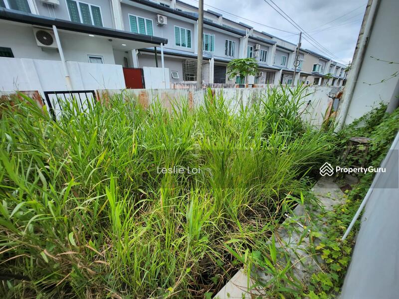 For Sale - Uni Central Double Storey Corner