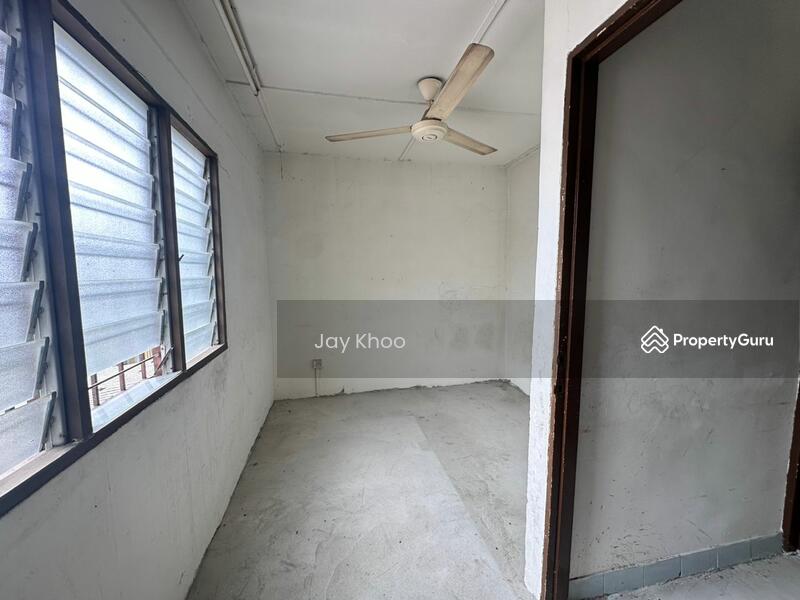 For Sale - Balakong 2 storey low cost, taman bukit belimbing, freehold