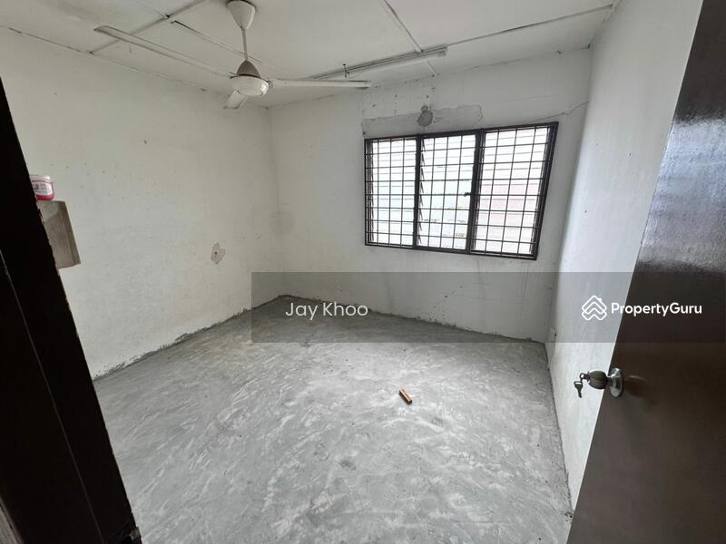 For Sale - Balakong 2 storey low cost, taman bukit belimbing, freehold