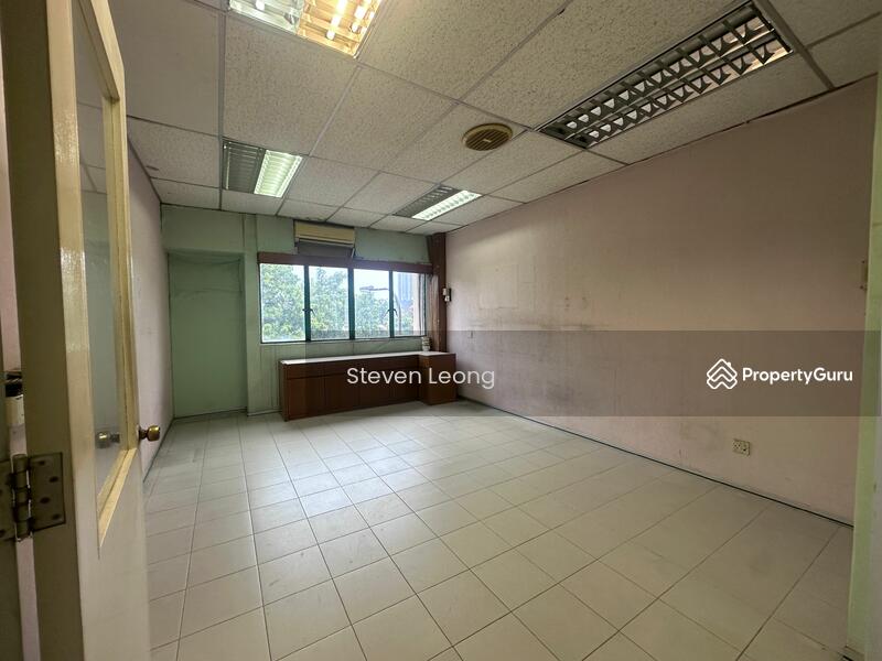 Untuk Disewa - Office at Taman Mayang
