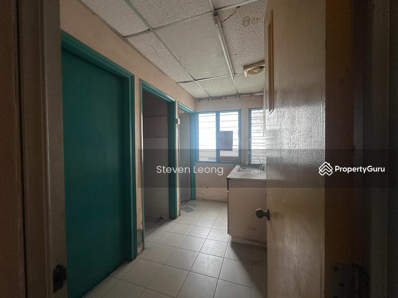 Untuk Disewa - Office at Taman Mayang