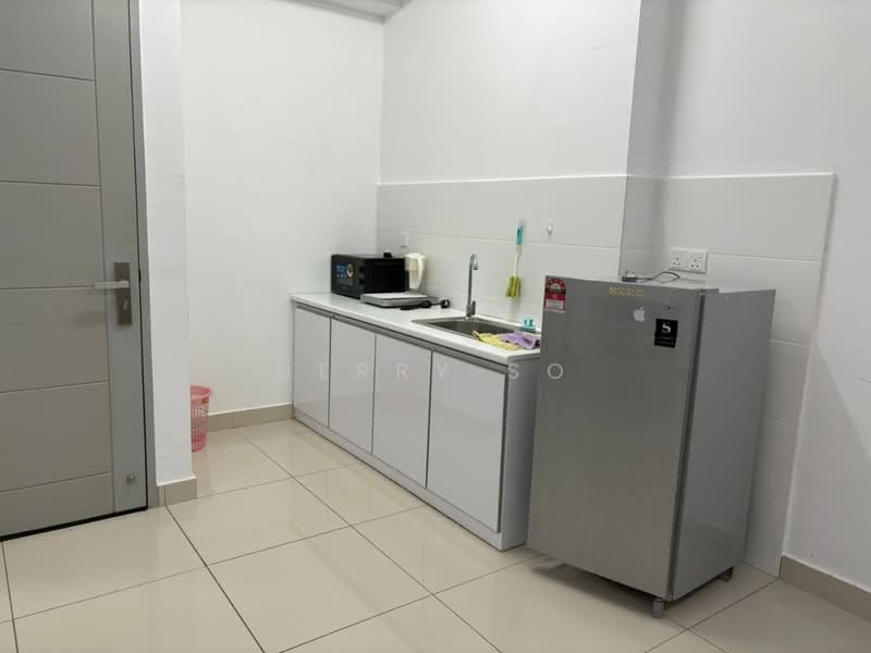 Condominium for Sale at Tropicana Bay Residences - Jerry So - Kitchen - PropertyGuru.com.my