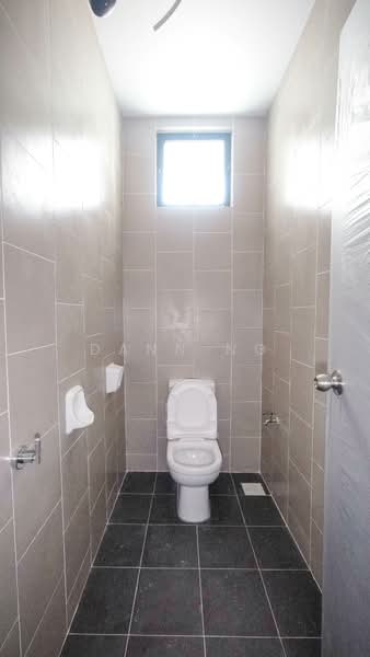 Shop / Office for Rent in Setia Ecohill (Semenyih) - Dann Ng - Bathroom - PropertyGuru.com.my