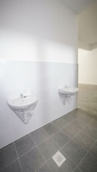 Shop / Office for Rent in Setia Ecohill (Semenyih) - Dann Ng - Bathroom - PropertyGuru.com.my