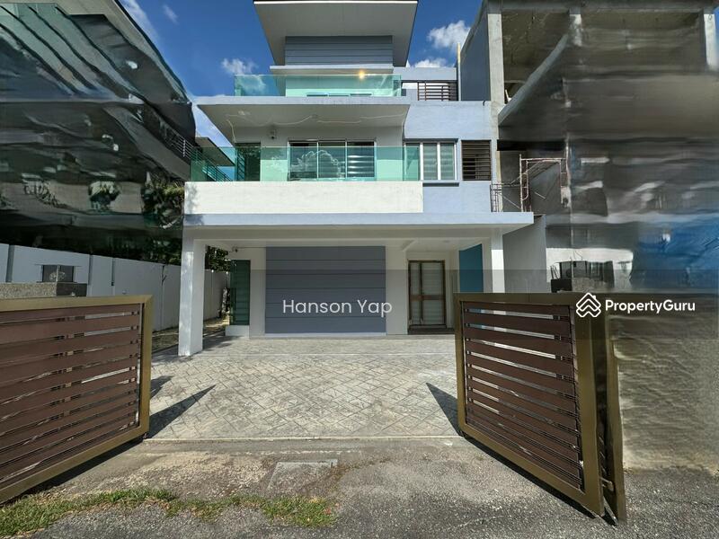For Rent - Cheras balakong, 3 storey semi d, c180, traders square