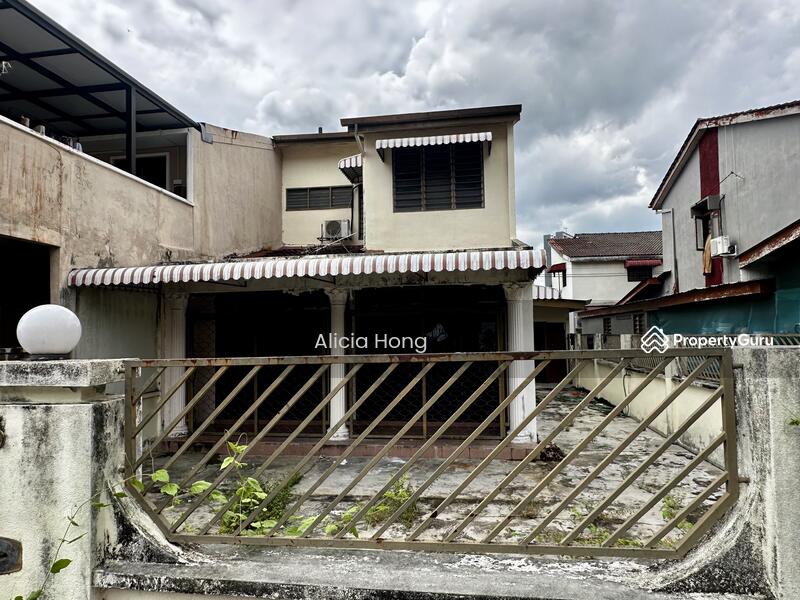 Untuk Dijual - Solok Kampung Jawa , 2-Storey Terraced House