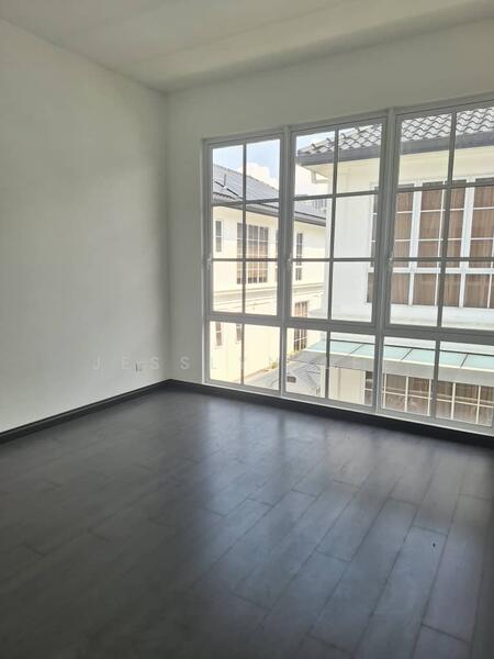 For Sale - Eco Majestic