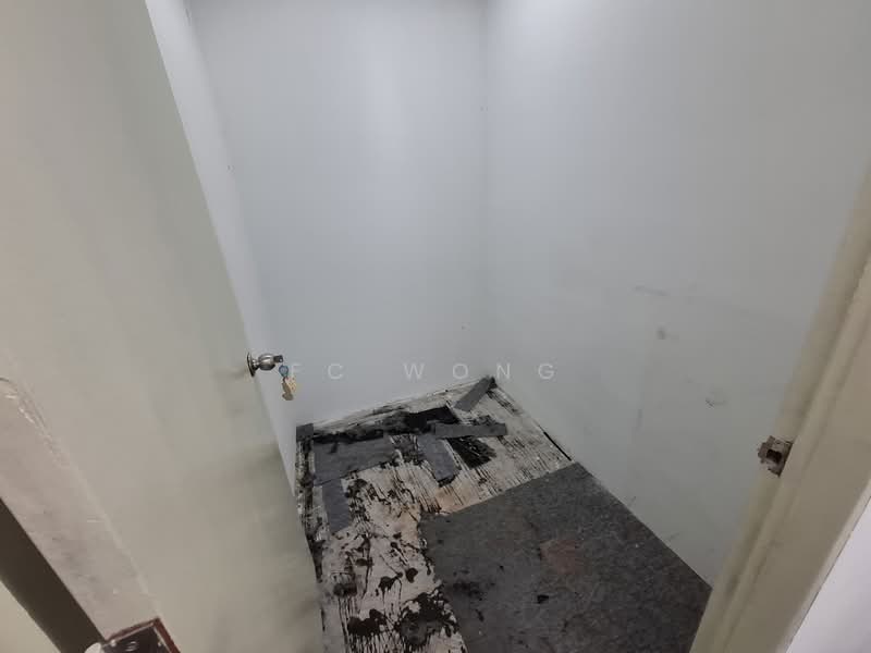 Office for Rent in Bandar Puteri Puchong (Puchong) - FC Wong - Interior - PropertyGuru.com.my