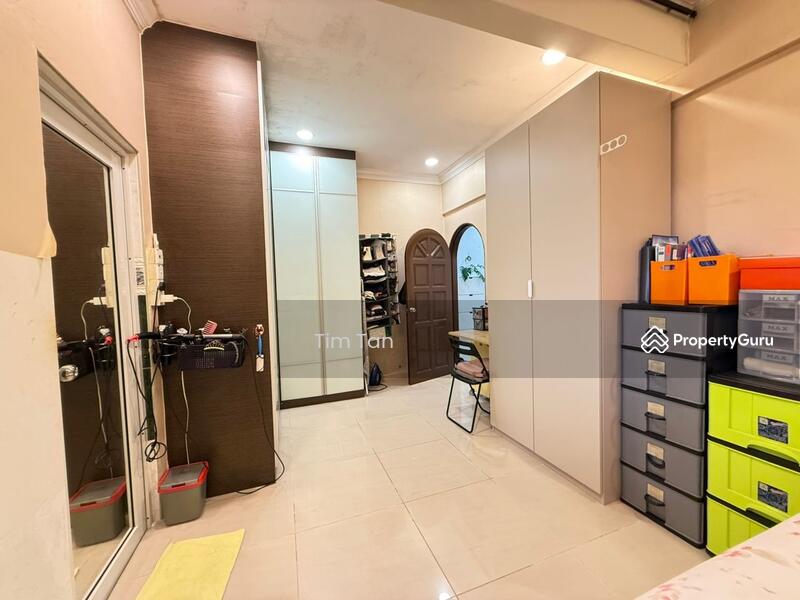 For Sale - Putri Ria Apartment