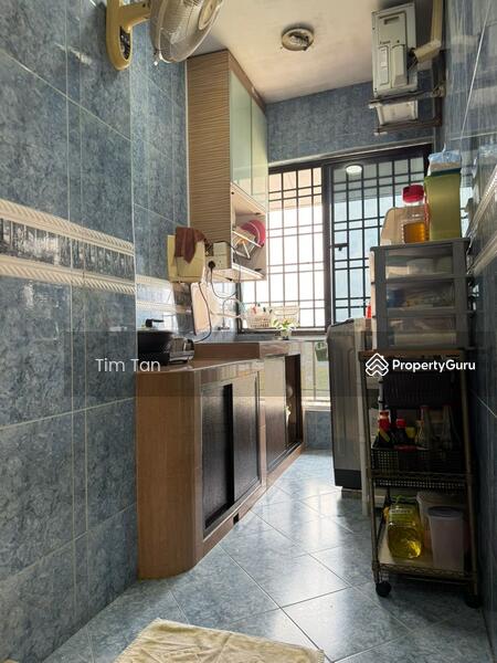 For Sale - Putri Ria Apartment