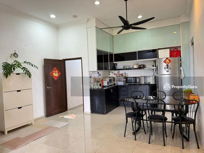 For Sale - Putri Ria Apartment
