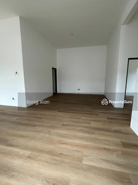 Untuk Dijual - Semi-D house at Matang
