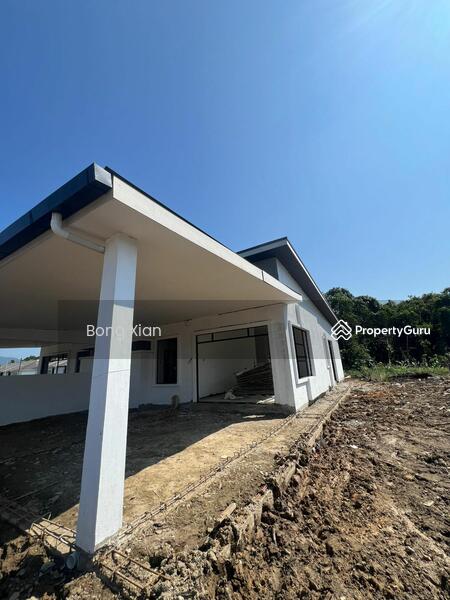 Untuk Dijual - Semi-D house at Matang