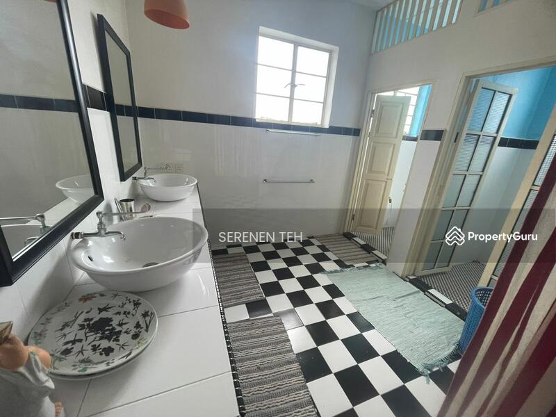 Untuk Dijual - Lebuh China @ 3sty Heritage Shophouse Georgetown Lebuh Pantai