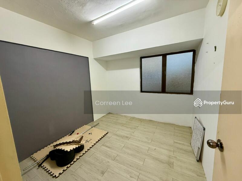 For Sale - Taman Utama