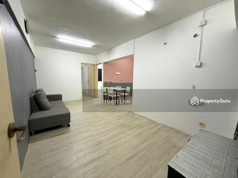 For Sale - Taman Utama