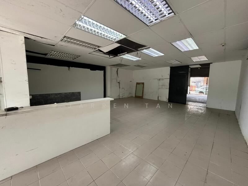 For Rent - 1.5 Storey Factory / Warehouse @ Puchong Utama