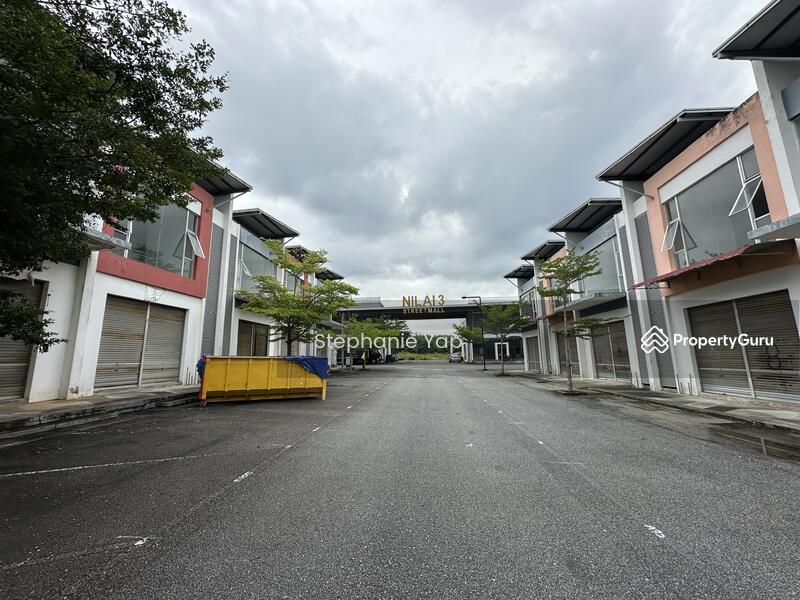 For Rent - Nilai 3 Wholesale Centre
