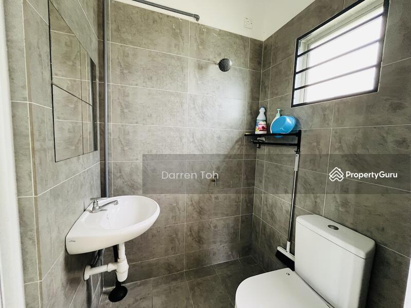 Rumah Teres 2 Tingkat untuk Dijual di Dengkil (Selangor) - Darren Toh - PropertyGuru.com.my