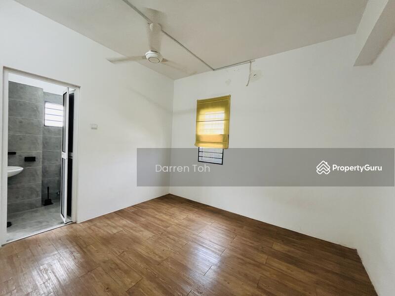 Rumah Teres 2 Tingkat untuk Dijual di Dengkil (Selangor) - Darren Toh - PropertyGuru.com.my