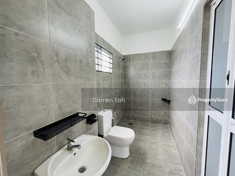 Rumah Teres 2 Tingkat untuk Dijual di Dengkil (Selangor) - Darren Toh - PropertyGuru.com.my