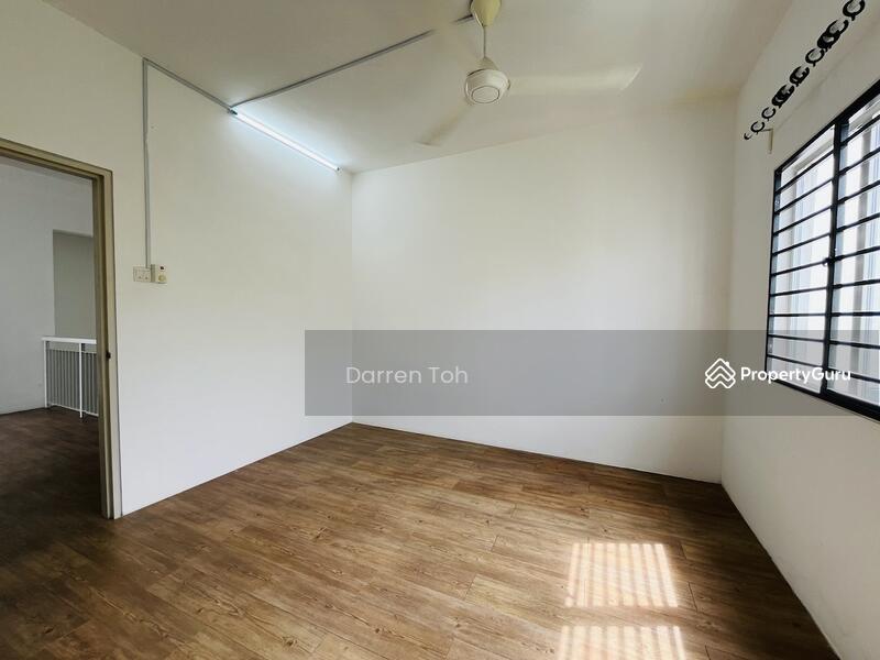 Rumah Teres 2 Tingkat untuk Dijual di Dengkil (Selangor) - Darren Toh - PropertyGuru.com.my