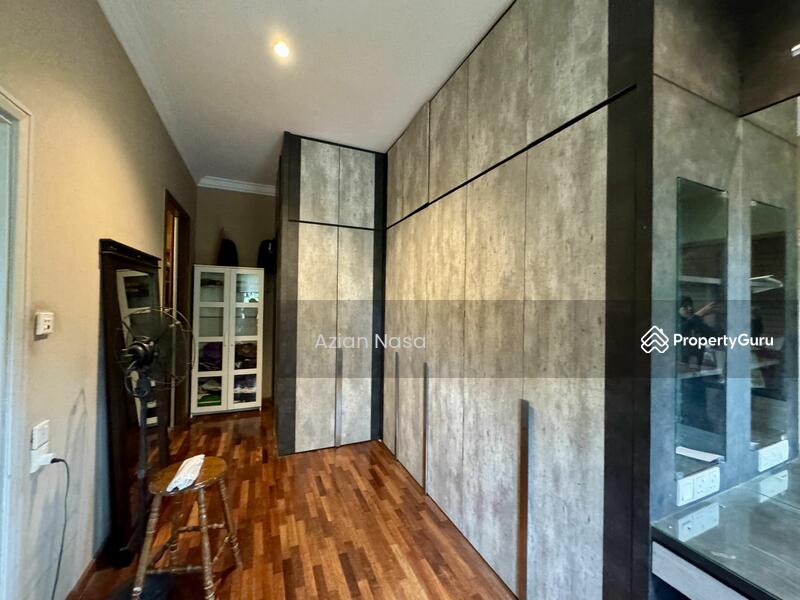 Untuk Dijual - Section 9