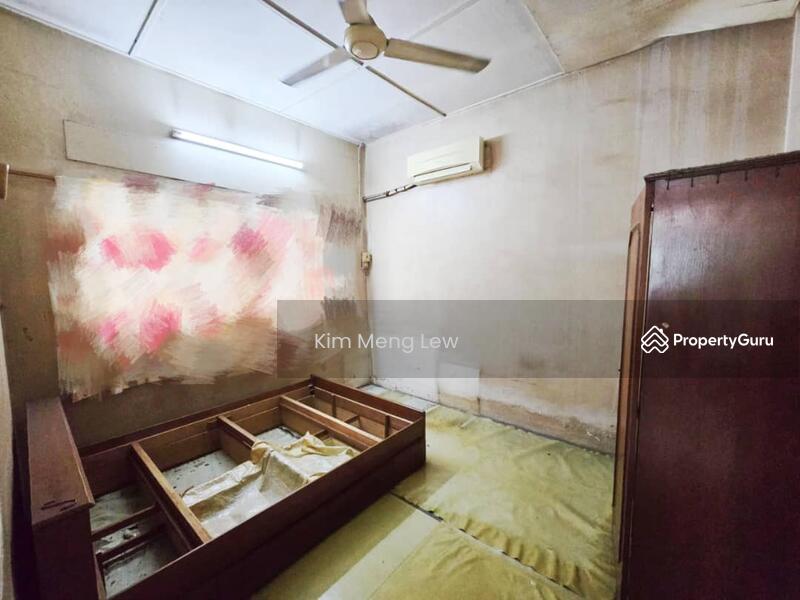 For Sale - Taman Petaling Kepong