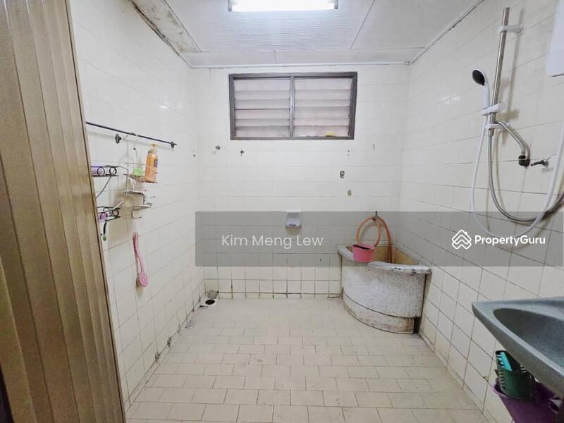 For Sale - Taman Petaling Kepong