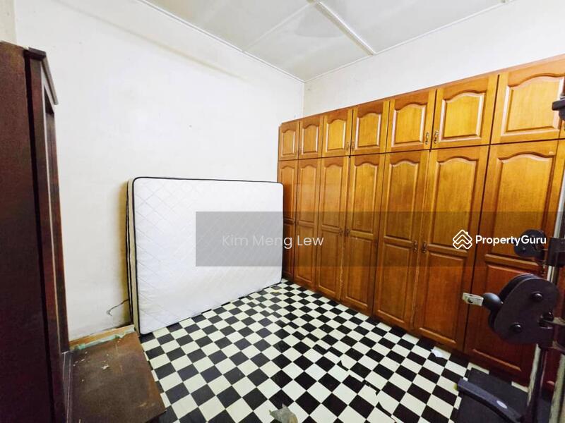 For Sale - Taman Petaling Kepong