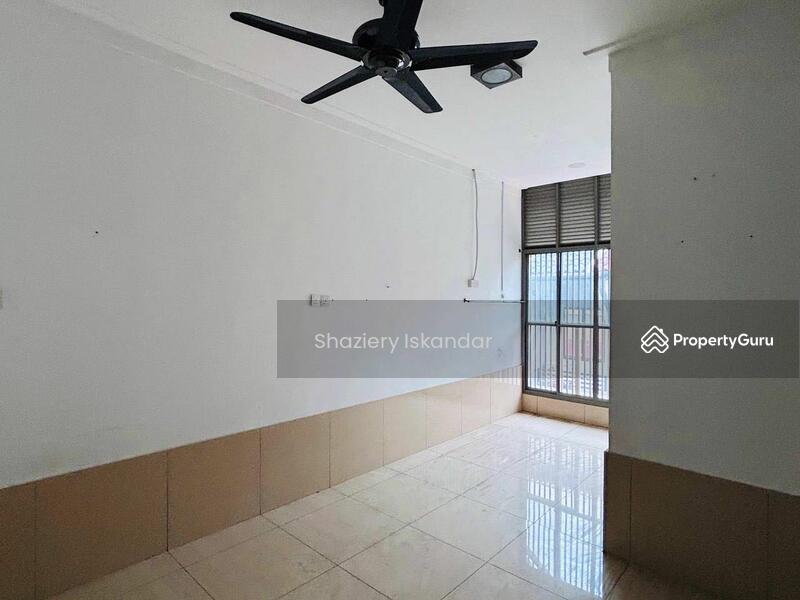 Jalan Tiang Seri @ Bukit Jelutong untuk Untuk Dijual - RM 1,100,000, Mac 2026 - PropertyGuru.com.my