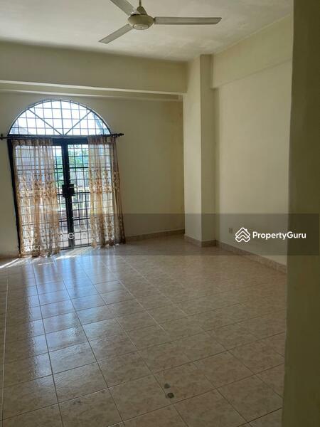 For Rent - Flora Green