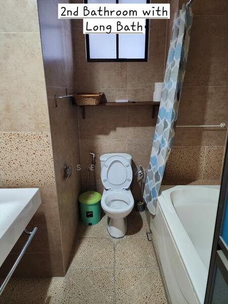 For Rent - Flora Green