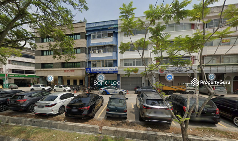 For Rent - (WithLift) PJ Taman Petaling Utama 4Storey Shop Office Rent Sri Manja