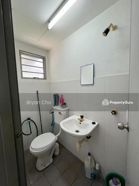 For Sale - [100% Loan | Low Deposit] 3 Storey Townhouse Taman saujana palma Taman Jenaris kajang