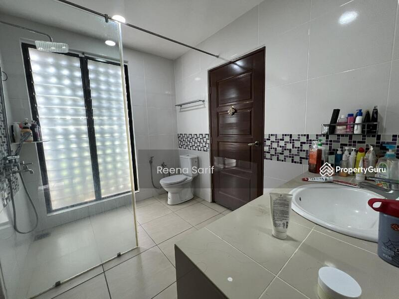 For Sale - 2 Storey Bungalow D'Kayangan Seksyen 13 Shah Alam