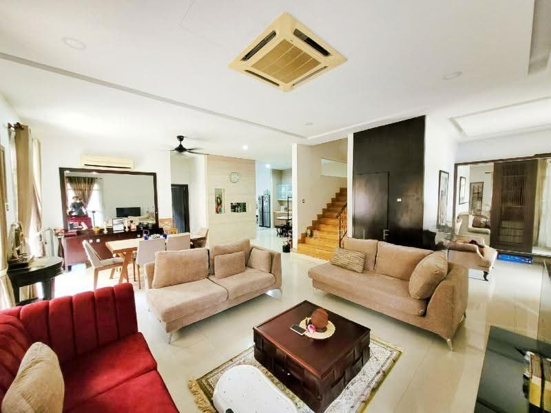 Semi-Detached House for Sale in Damansara Legenda (Petaling Jaya) - Reena Sarif - Living Room - PropertyGuru.com.my