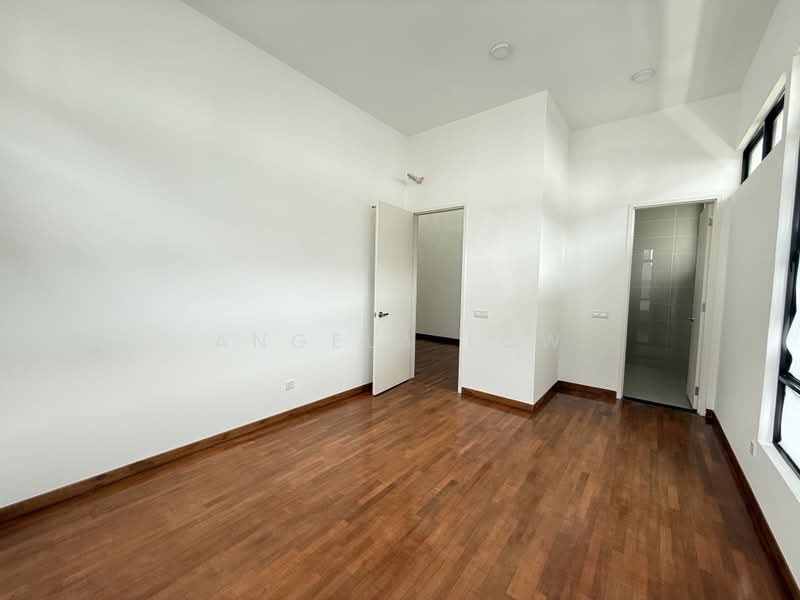 Semi-Detached House for Sale in Eco Majestic (Semenyih) - Angela Low - PropertyGuru.com.my