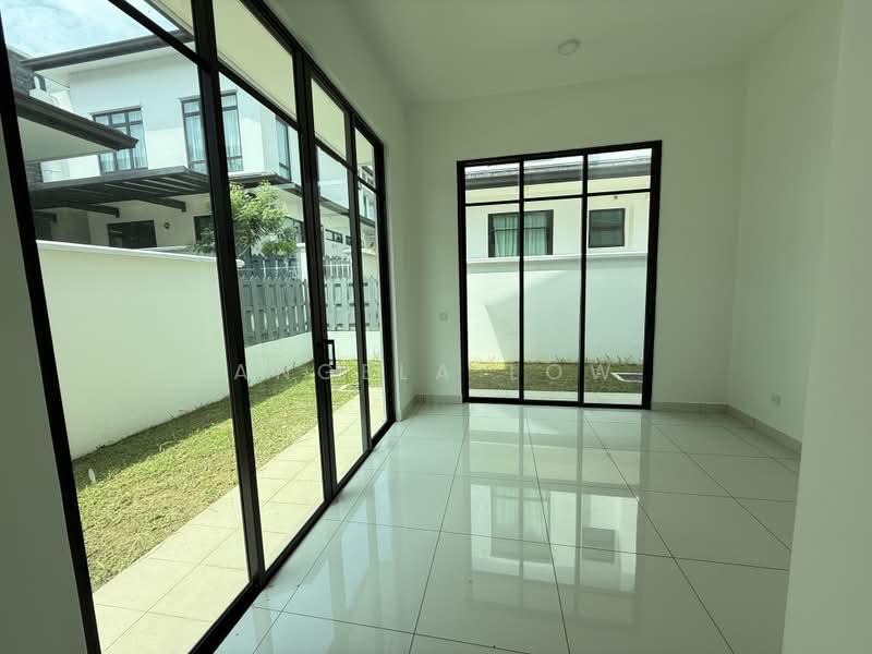 Semi-Detached House for Sale in Eco Majestic (Semenyih) - Angela Low - PropertyGuru.com.my