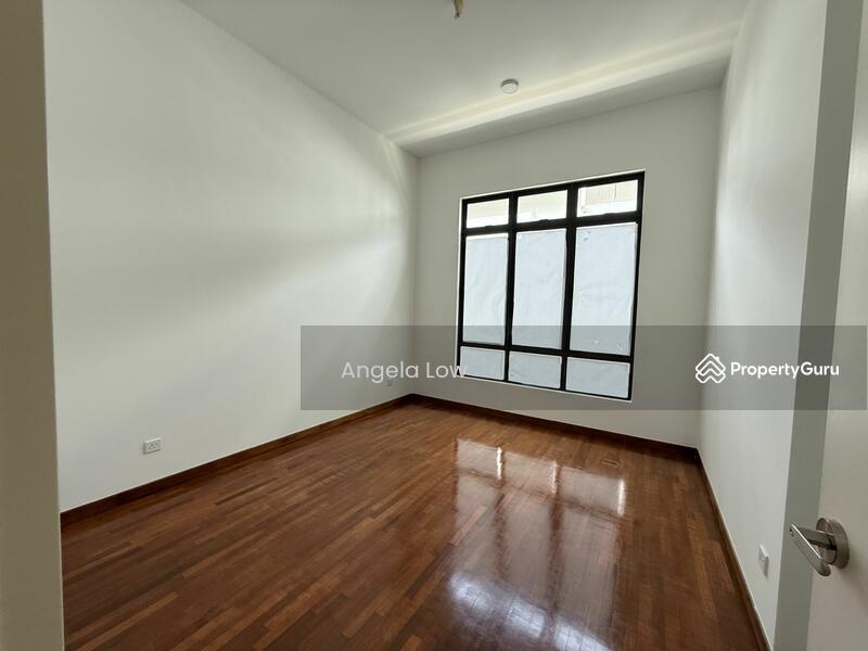 Semi-Detached House for Sale in Eco Majestic (Semenyih) - Angela Low - PropertyGuru.com.my