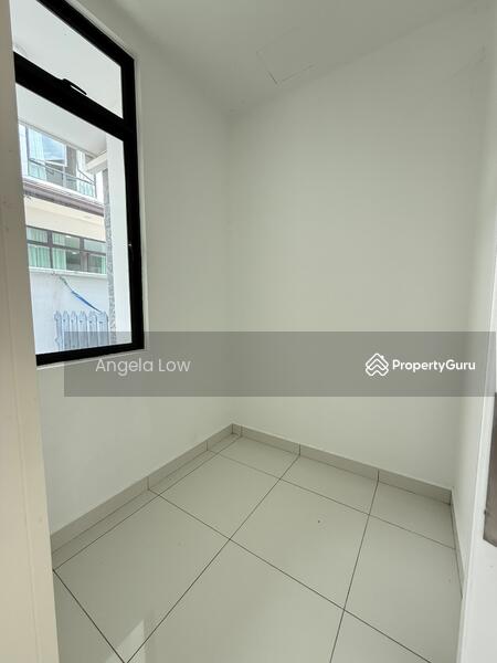 Semi-Detached House for Sale in Eco Majestic (Semenyih) - Angela Low - PropertyGuru.com.my