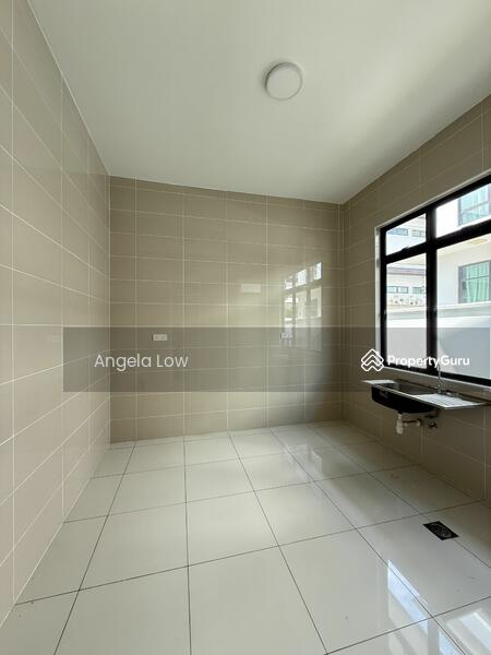 Semi-Detached House for Sale in Eco Majestic (Semenyih) - Angela Low - PropertyGuru.com.my