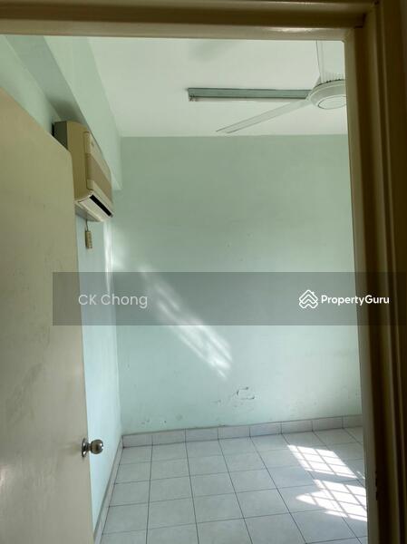 For Rent - Vista Komanwel C