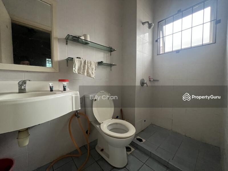 Untuk Dijual - Pinggiran Bukit Segar