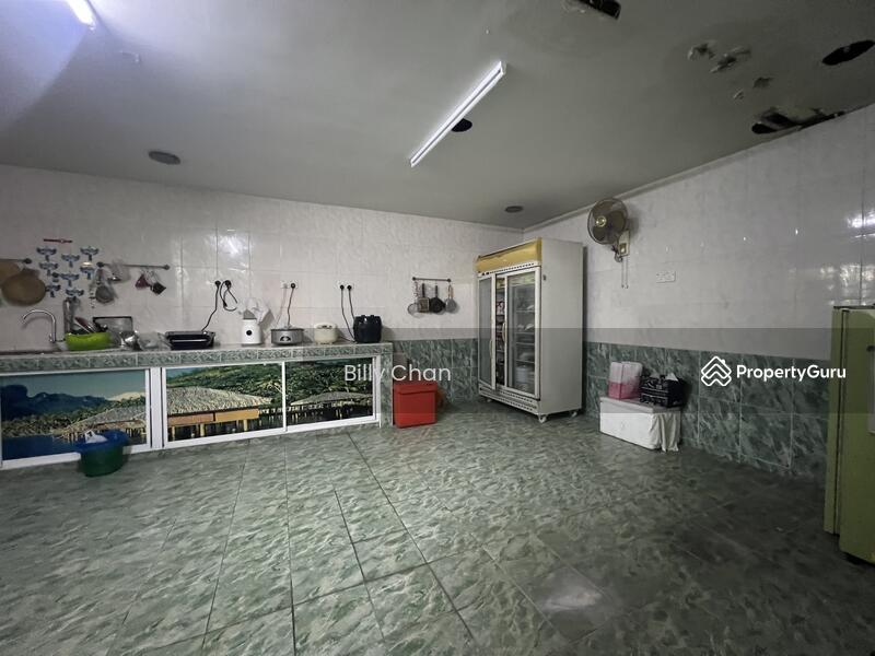 Untuk Dijual - Pinggiran Bukit Segar