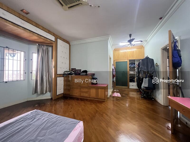 Untuk Dijual - Pinggiran Bukit Segar