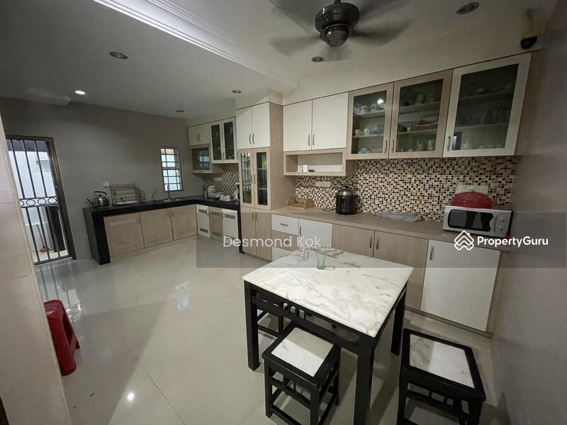 Untuk Dijual - Bandar Menjalara