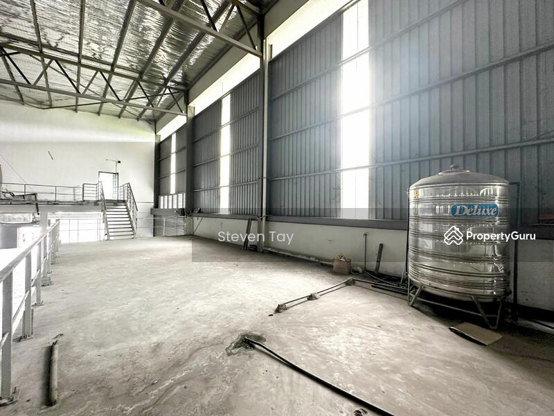For Rent - Commercial bungalow at Kawasan Perindustrian Balakong