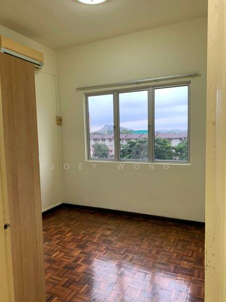 Pangsapuri Seri Meranti untuk Untuk Dijual - RM 230,000, Mac 2026 - PropertyGuru.com.my