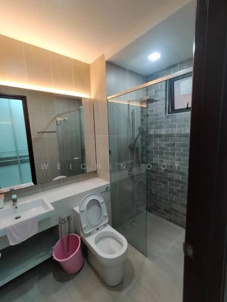 Condominium for Sale at Queens Residences Q1 @ Queens Waterfront - Wei Chin Ooi - Bathroom - PropertyGuru.com.my